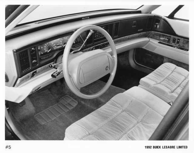 1992 Buick LeSabre Limited Interior Press Photo 0238