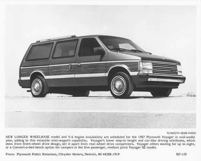 1987 Plymouth Voyager Press Photo 0142
