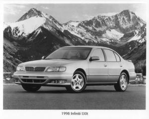 1998 Infiniti I30t Press Photo 0012