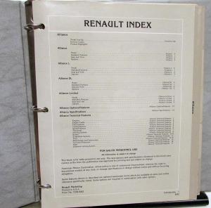 1983 Renault Product Information & Data Album Alliance Fuego 18i LeCar