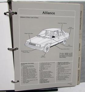 1983 Renault Product Information & Data Album Alliance Fuego 18i LeCar