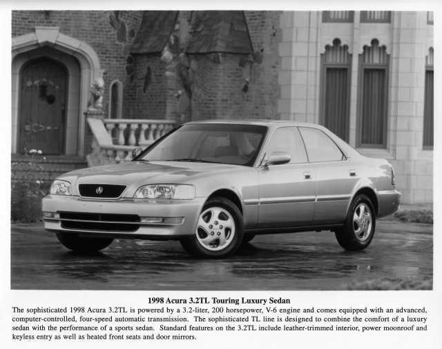 1998 Acura 3.2TL Touring Luxury Sedan Press Photo 0180