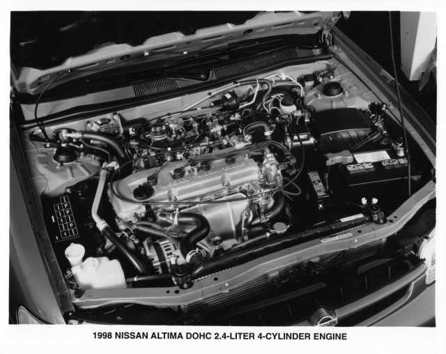 1998 Nissan Altima DOHC 2.4L 4-Cylinder Engine Press Photo 0055
