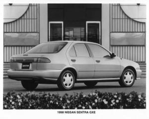1998 Nissan Sentra GXE Press Photo 0059
