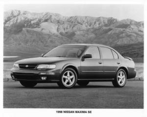 1998 Nissan Maxima SE Press Photo 0061