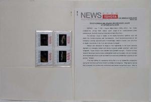 1999 Toyota Solara Media Information Auto Show Press Kit w/ Envelope