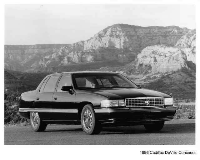 1996 Cadillac DeVille Concours Press Photo 0339