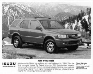 1998 Isuzu Rodeo Press Photo 0008