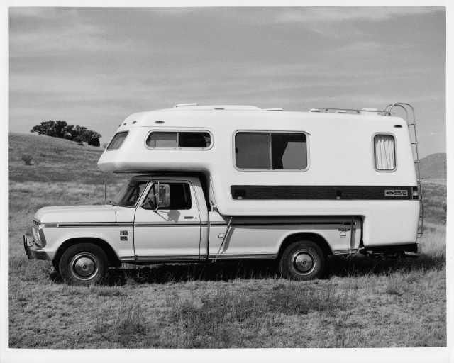 1974 Ford F-350 with American Road Camper Press Photo and Release 0377