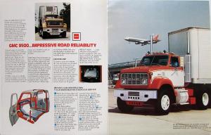 1977 1978 GMC 9500 Short Conventional Truck Sales Brochure & Engine Sheet Orig