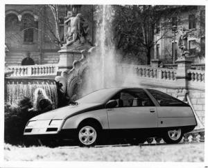 1982 Ford Avant Garde Concept Press Photo and Release 0539