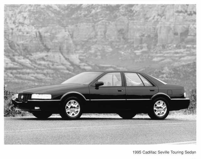 1995 Cadillac Seville Touring Sedan Press Photo 0289