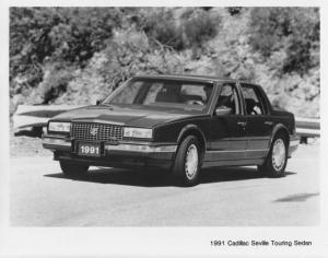 1991 Cadillac Seville Touring Sedan Press Photo 0306