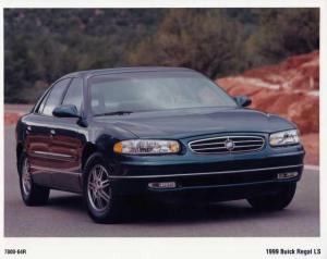 1999 Buick Regal LS Press Photo 0260