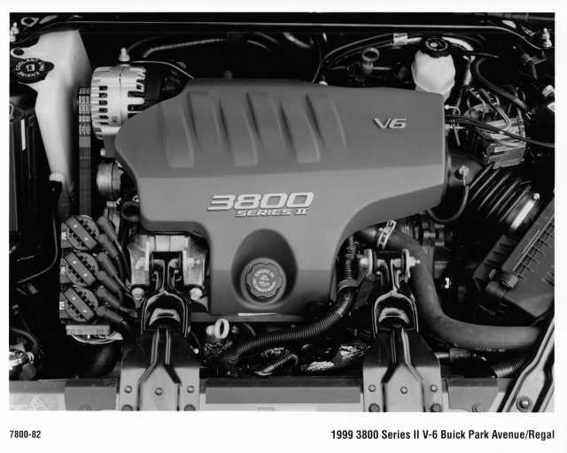 1999 Buick 3800 Series II V-6 Engine Press Photo 0267 - Park Avenue - Regal