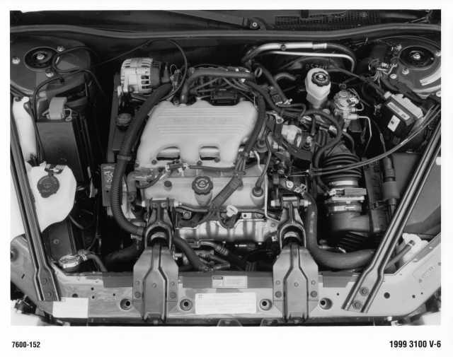 1999 Buick 3100 V-6 Engine Press Photo 0268