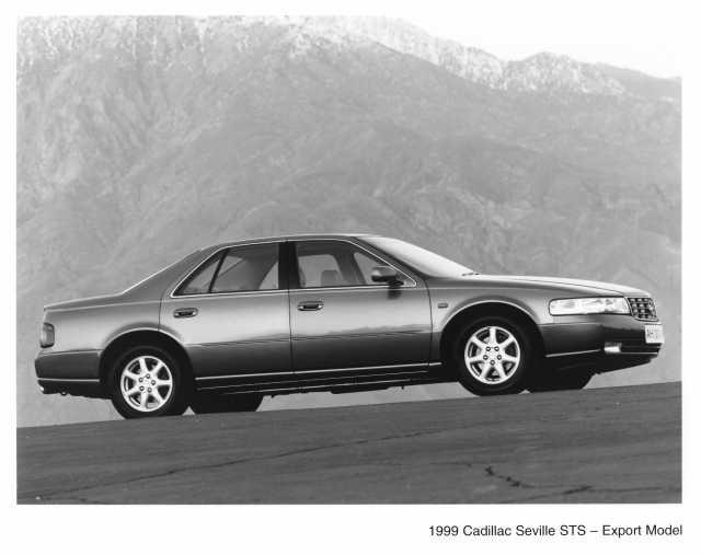 1999 Cadillac Seville STS Press Photo 0373 - Export Model