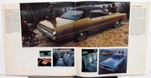 1970 Chrysler New Yorker Town & Country 300 Newport Custom Large Brochure