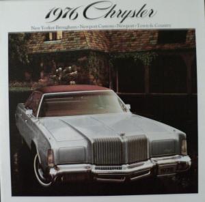 NOS 1976 Chrsyler Sales Brochure New Yorker Newport Town & Country Oversized