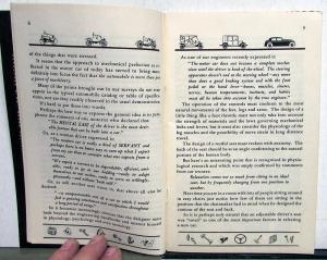 1934 General Motors Automobile Buyers Guide Booklet Brochure Original