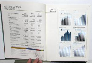 1968 General Motors GM Annual Report with Auto Industry Case Study