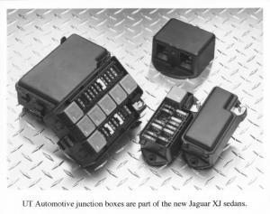 1998 Jaguar XJ Sedan UT Automotive Junction Boxes Press Photo 0051