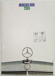 1968 Mercedes-Benz 220 D Sales Brochure from Paris Auto Show - French Text