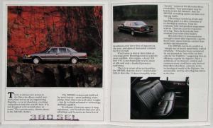 1983 Mercedes-Benz Full Line Small Sales Brochure with Spec Dimensions Sheet