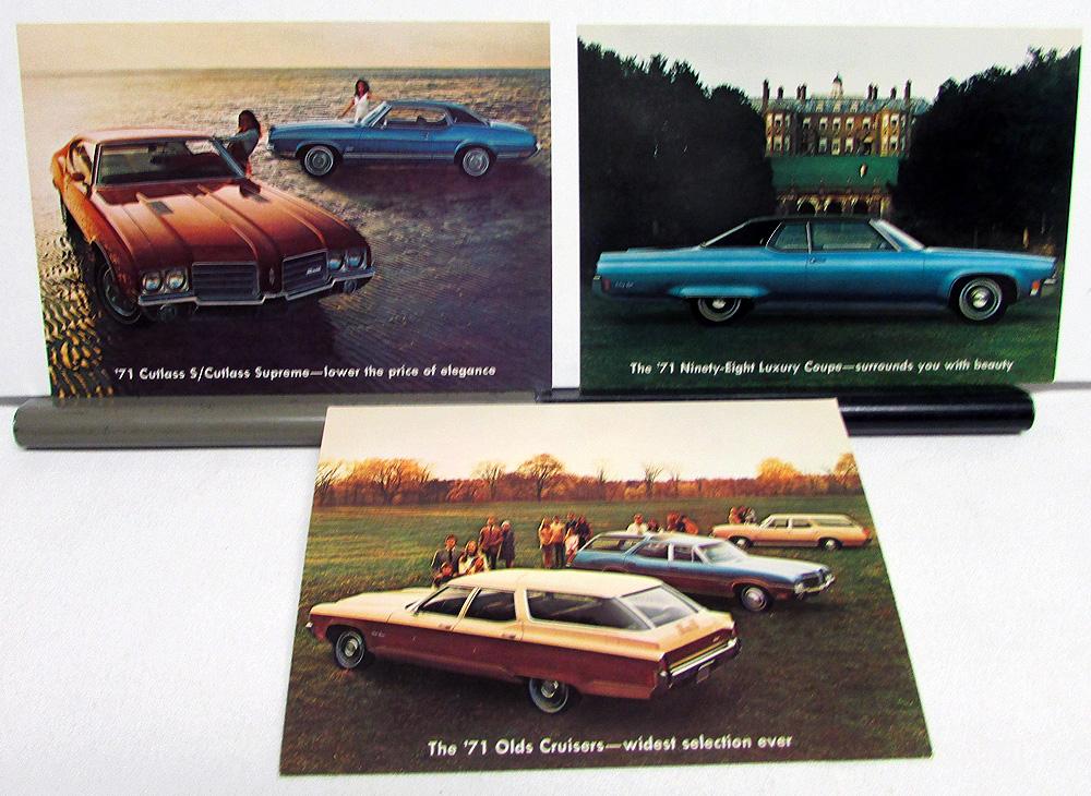 1971 Oldsmobile Cutlass S Supreme Cruiser Ninety-Eight Luxury Coupe Postcards