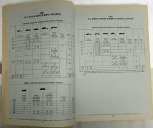 1985-1987 GMC Chevrolet M Panel Van/Passenger Van Parts and Illustration Book
