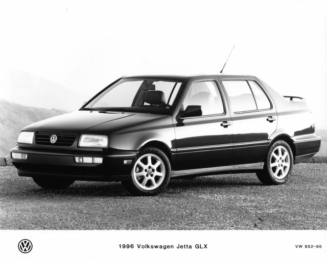 1996 Volkswagen Jetta GLX Press Photo 0086