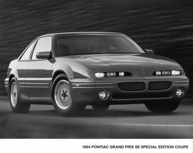 1994 Pontiac Grand Prix SE Special Edition Coupe Press Photo 0133