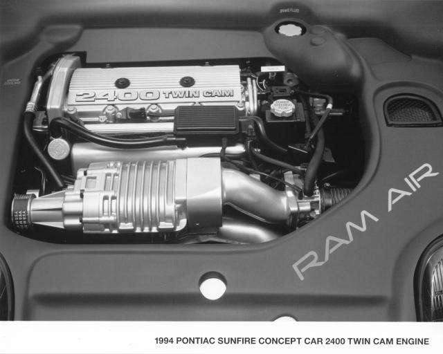 1994 Pontiac Sunfire Concept Car 2400 Twin Cam Engine Press Photo 0138