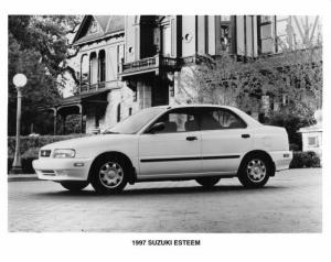 1997 Suzuki Esteem Press Photo 0032
