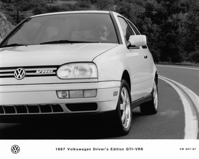 1997 Volkswagen GTI-VR6 Drivers Edition Press Photo 0093