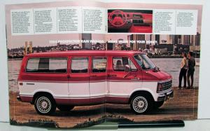 1984 Dodge Ram Wagons B150 250 Maxiwagon 250 350 Color Options Features Brochure