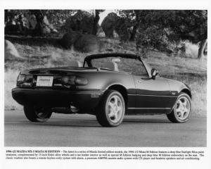 1996 1/2 Mazda MX-5 Miata M Edition Press Photo 0085