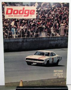 1968 Dodge News Magazine July Coronet RT Scat Pack Centerfold Daytona Race