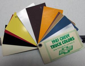 1981 Chevrolet Truck Dealer Pocket Paint Chips Colors Display Series 10-70 & LUV
