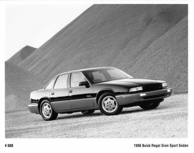 1996 Buick Regal Gran Sport Sedan Press Photo 0294