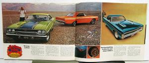 1970 Plymouth Makes It Brochure Road Runner GTX Cuda Duster Hemi 440+6 8/69