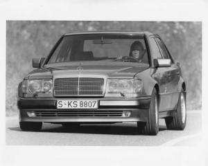 1992 Mercedes-Benz 500E Press Photo and Release 0030