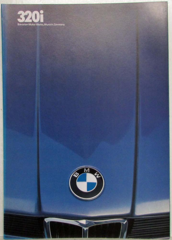 1982 BMW 320i Sales Brochure/Poster
