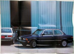 1982 BMW 320i Sales Brochure/Poster