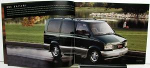 2001 GMC Canadian Truck Dealer Sales Brochure Safari Van Features Options