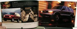 2001 GMC Trucks Canadian Dealer Full Line Sales Brochure Pickup Yukon Jimmy Van