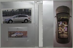 2005 Mercedes-Benz R-Class New York Auto Show Media Information Press Kit