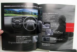 2000-2005 Ford Escape Paint Chips Diagrams Specifications Brochure JAPANESE TEXT