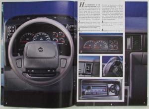 1991 Chrysler Voyager Sales Brochure - Dutch Text