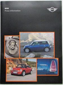 2005 MINI USA Media Information Press Kit with Envelope - NY Auto Show